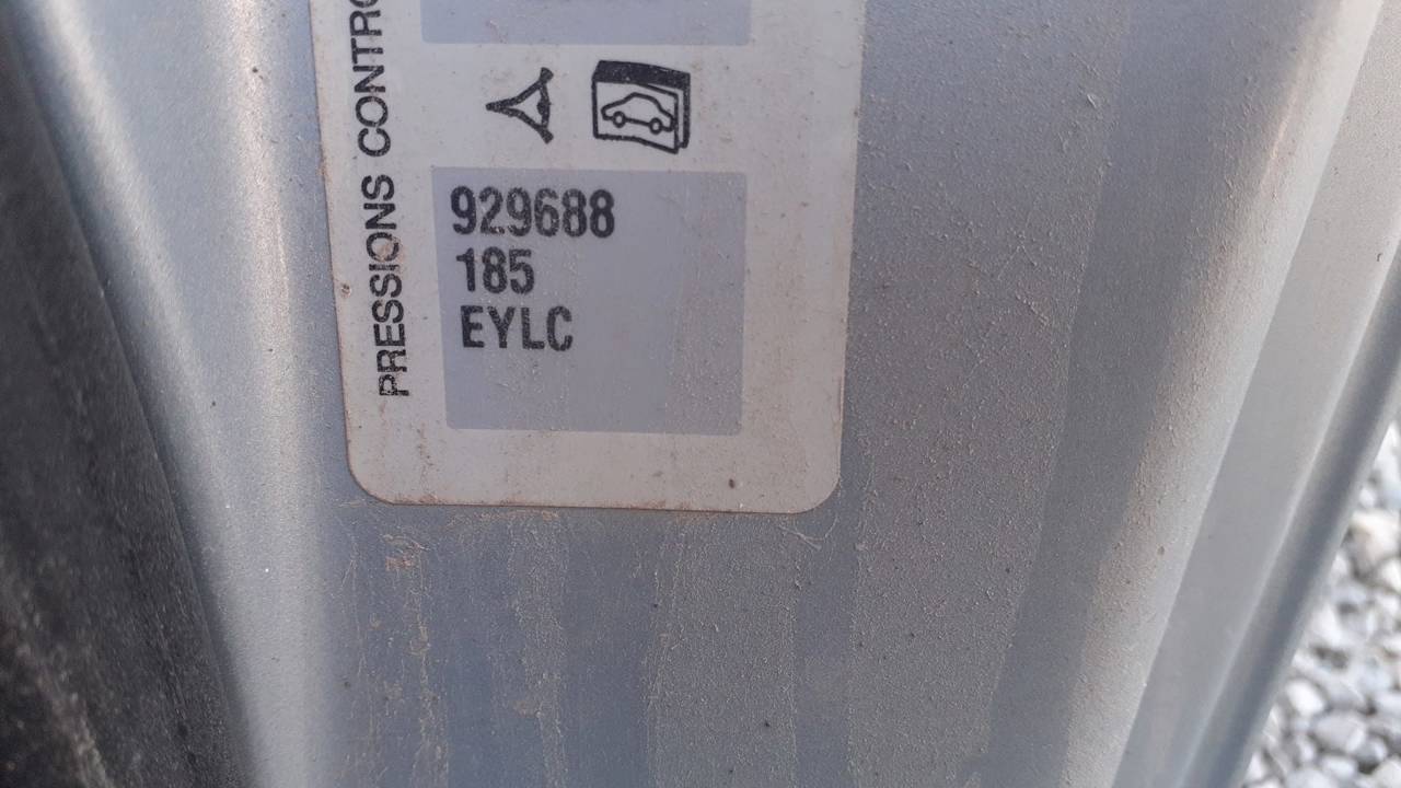Imagen del vehículo PEUGEOT 206 BERLINA