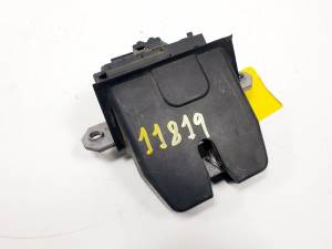 CERRADURA MALETERO / PORTON 8M51R442A66AC FORD FOCUS TURN. (CB8) Autodesguaces Alicante
