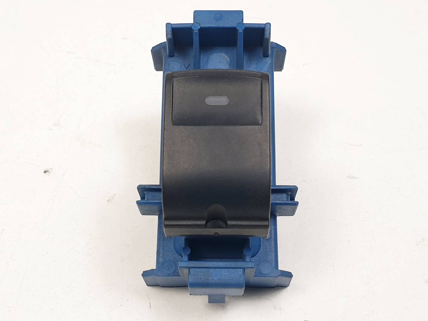 MANDO ELEVALUNAS TRASERO IZQUIERDO - 8481005070 - TOYOTA - AVENSIS BERLINA (T27)