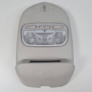 LUZ INTERIOR 9682063880 PEUGEOT 3008 (T84) Autodesguaces Alicante