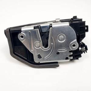 CERRADURA PUERTA TRASERA IZQUIERDA 7229459 BMW SERIE 3 TOURING (F31) Autodesguaces Alicante