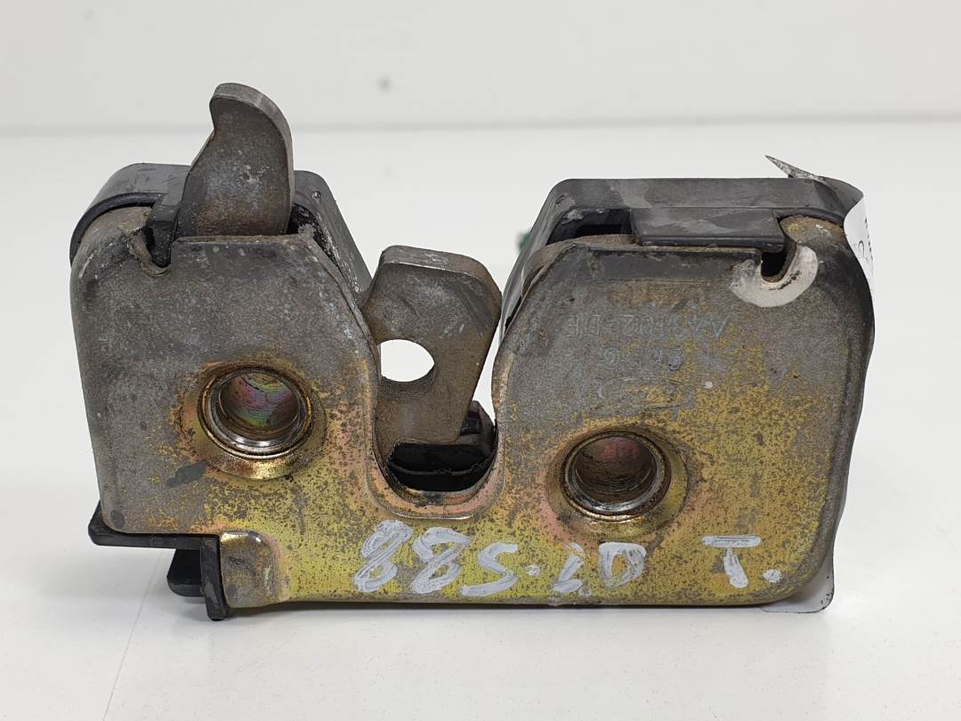 CERRADURA MALETERO / PORTON - 96FGA43102DF - FORD - FIESTA BERLINA (DX)