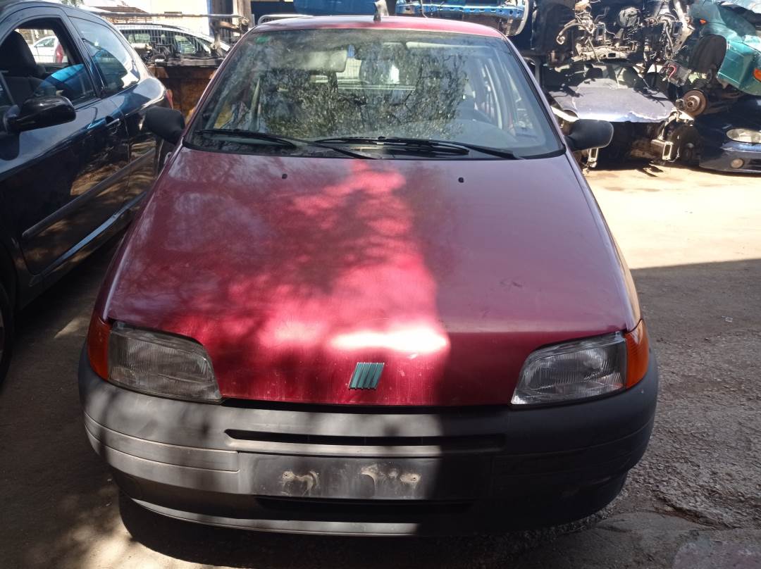 FIAT PUNTO BERLINA (176) (1993 - 1999)