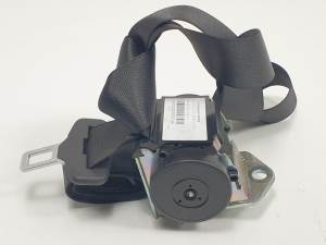 CINTURON SEGURIDAD TRASERO CENTRAL 9138234 BMW SERIE 3 BERLINA (E90) Autodesguaces Alicante
