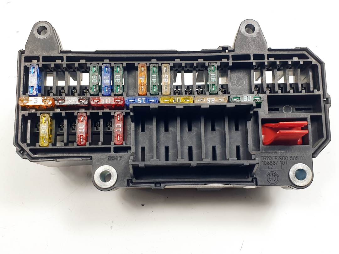 CAJA RELES / FUSIBLES - 690058303 - BMW - SERIE 7 (F01/F02)