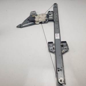ELEVALUNAS DELANTERO DERECHO A0068205542 MERCEDES SPRINTERII CAJA CERRADA (DESDE 01.06) Autodesguaces Alicante