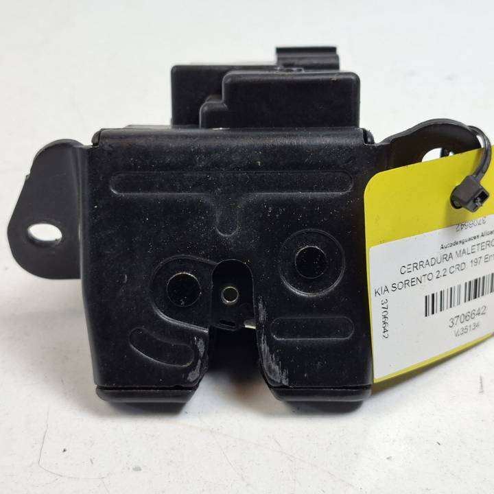 CERRADURA MALETERO / PORTON KIA SORENTO Autodesguaces Alicante