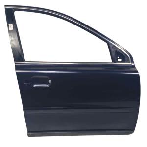 PUERTA DELANTERA DERECHA VOLVO XC90 Autodesguaces Alicante