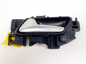 MANETA INTERIOR TRASERA IZQUIERDA 98201553VV CITROEN C4 (C41) Autodesguaces Alicante