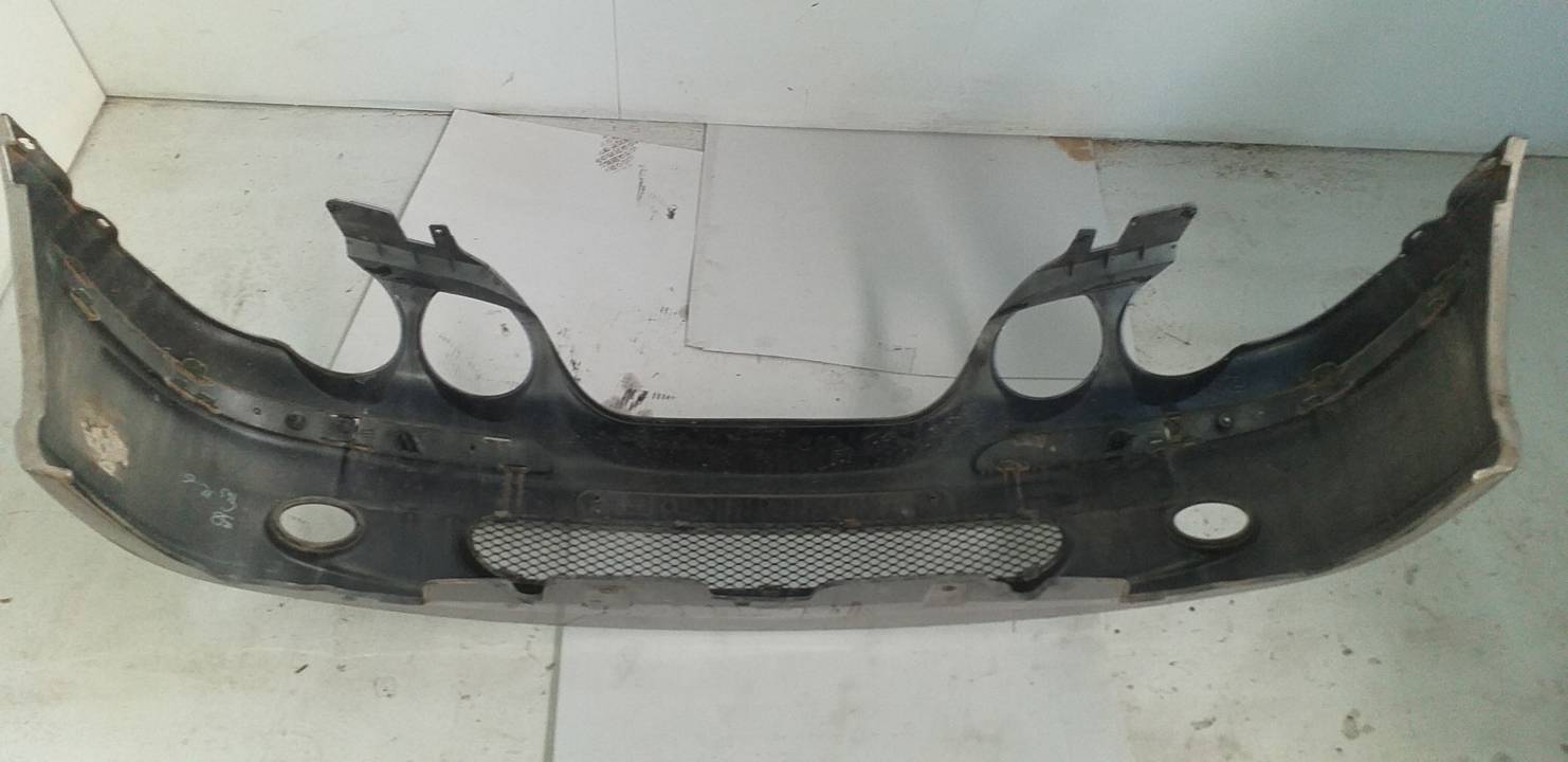 PARAGOLPES DELANTERO