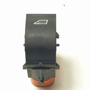 MANDO ELEVALUNAS DELANTERO DERECHO BM5T14529BA FORD FOCUS LIM. Autodesguaces Alicante