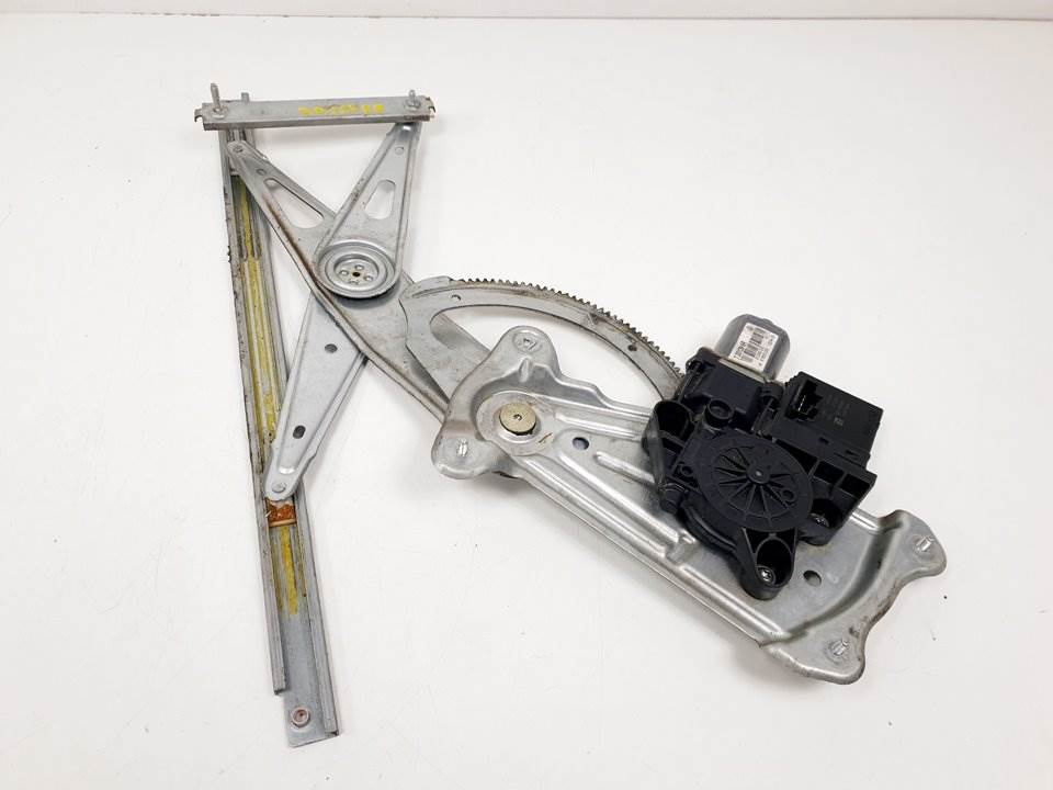 ELEVALUNAS DELANTERO DERECHO - 807301396R - RENAULT - MEGANE III BERLINA 5P