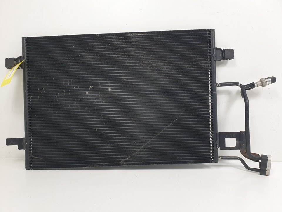 CONDENSADOR / RADIADOR AIRE ACONDICIONADO - AUDI - A6 BERLINA (4B2)