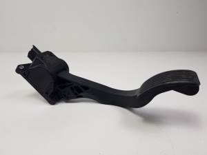 POTENCIOMETRO PEDAL 9654725380 CITROEN C4 GRAND PICASSO Autodesguaces Alicante