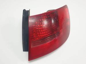 PILOTO TRASERO DERECHO 89036920 AUDI A6 AVANT (4F5) Autodesguaces Alicante