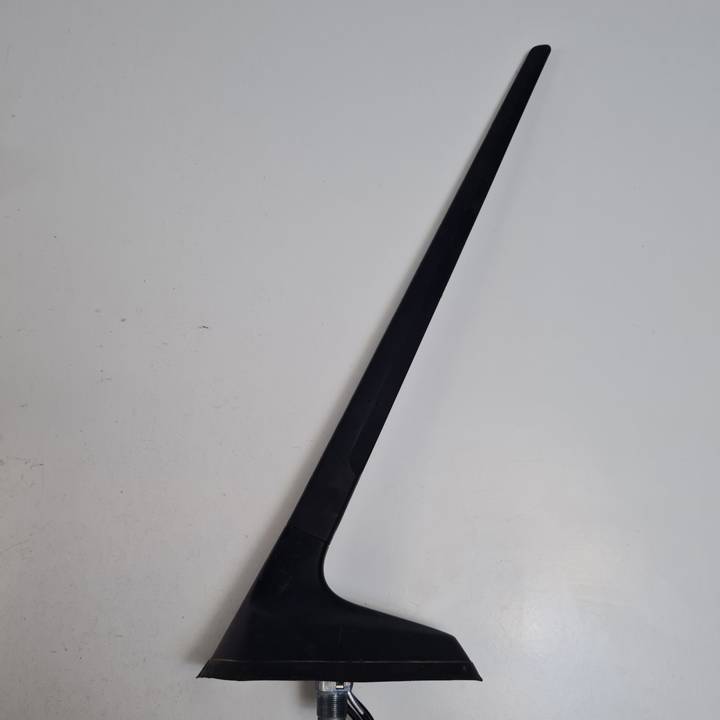 ANTENA 282168032R DACIA SANDERO III Autodesguaces Alicante