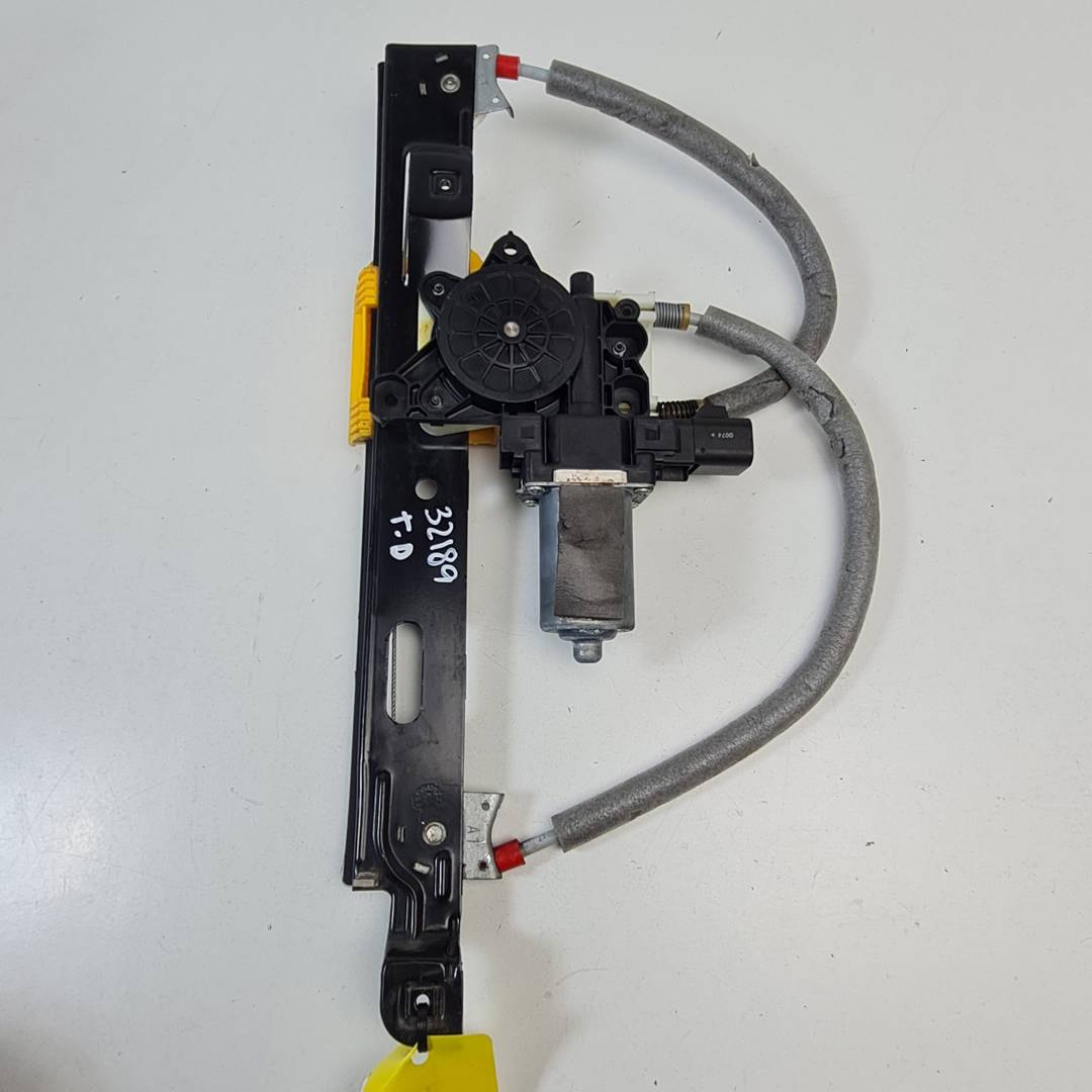 ELEVALUNAS TRASERO DERECHO - FC8062 - JAGUAR - XF (X250)
