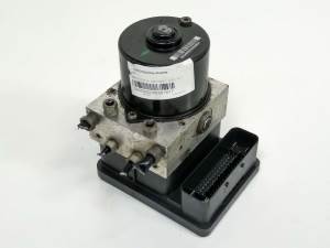 ABS 10020604094 FORD FOCUS LIM. (CB4) Autodesguaces Alicante