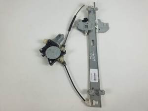 ELEVALUNAS TRASERO DERECHO 824604D020 KIA CARNIVAL Autodesguaces Alicante