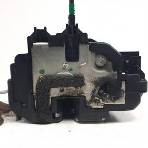 CERRADURA PUERTA TRASERA IZQUIERDA P32LRLC NISSAN QASHQAI (J10) Autodesguaces Alicante