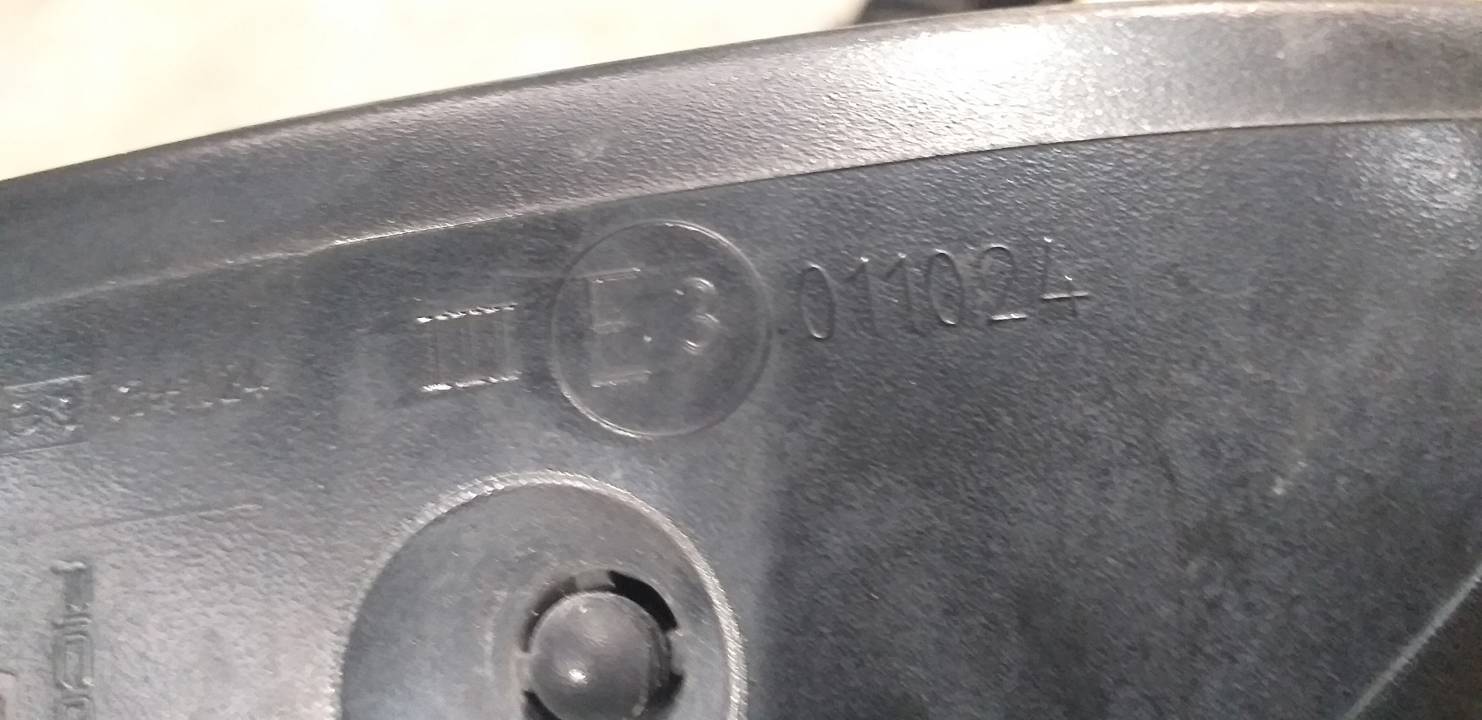 RETROVISOR DERECHO