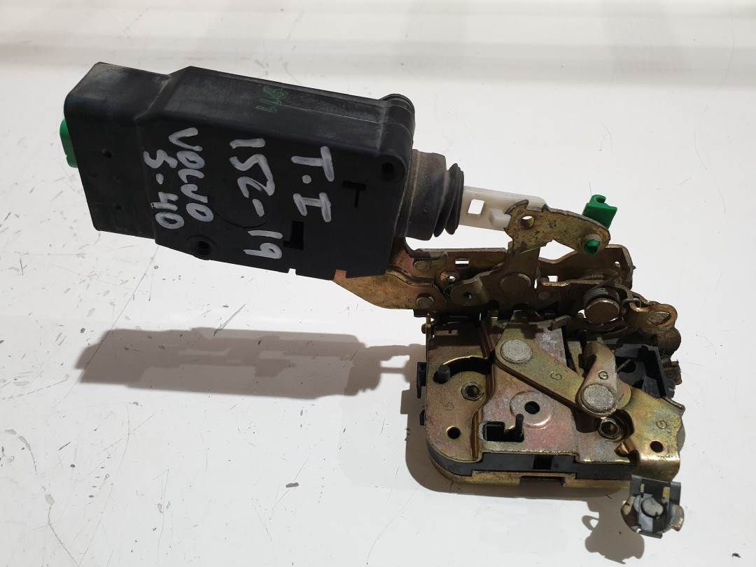 CERRADURA PUERTA TRASERA IZQUIERDA - VOLVO - S40