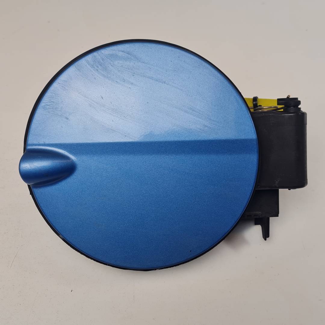 TAPA EXTERIOR COMBUSTIBLE - 8M51A405A02AA - FORD - FOCUS LIM. (CB4)