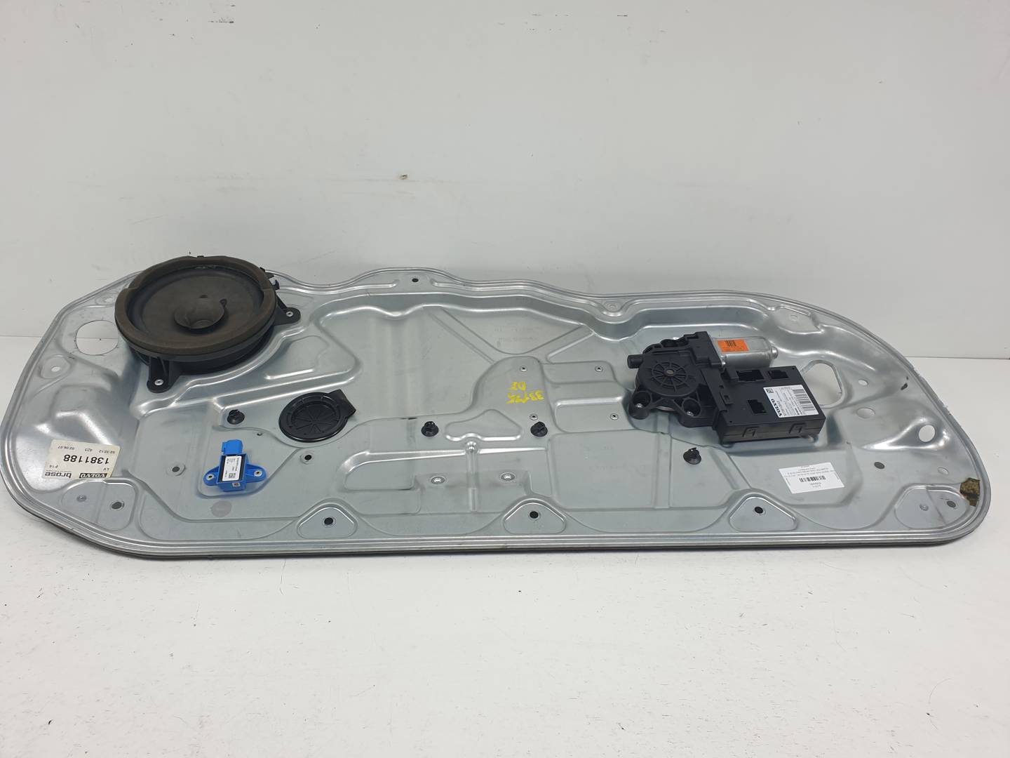 Fensterheber vorne links - 30798108AB - VOLVO - C30