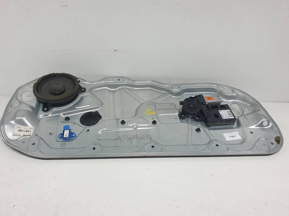 ELEVALUNAS DELANTERO IZQUIERDO 30798108AB VOLVO C30 Autodesguaces Alicante