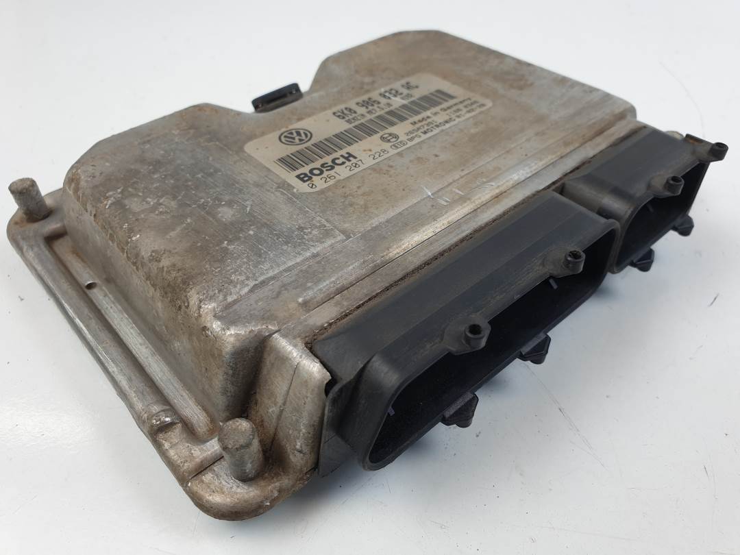 CENTRALITA MOTOR UCE - 0261207228 - SEAT - CORDOBA BERLINA (6K2)