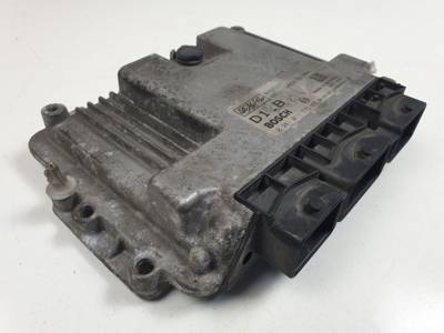 CENTRALITA MOTOR UCE 0281011775 VOLVO S40 BERLINA Autodesguaces Alicante