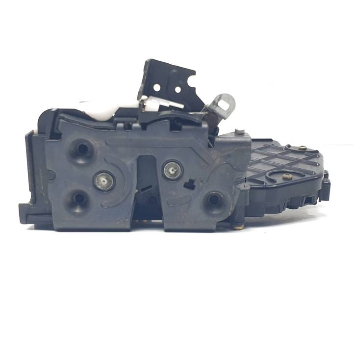 CERRADURA PUERTA DELANTERA DERECHA 30753664 VOLVO V50 FAMILIAR Autodesguaces Alicante