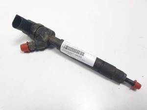 INYECTOR A6110700987 MERCEDES CLASE E (W210) BERLINA DIESEL Autodesguaces Alicante