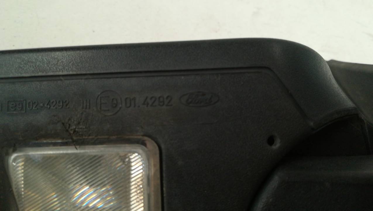 RETROVISOR IZQUIERDO