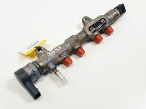 RAMPA INYECTORA 851162903 BMW SERIE 1 LIM. (F20/F21) Autodesguaces Alicante