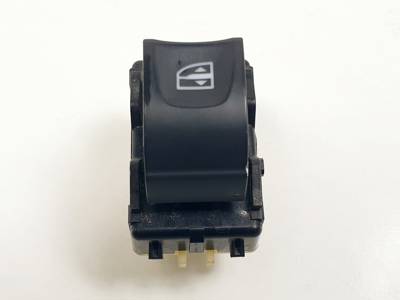 MANDO ELEVALUNAS TRASERO DERECHO 254217475R DACIA DUSTER Autodesguaces Alicante