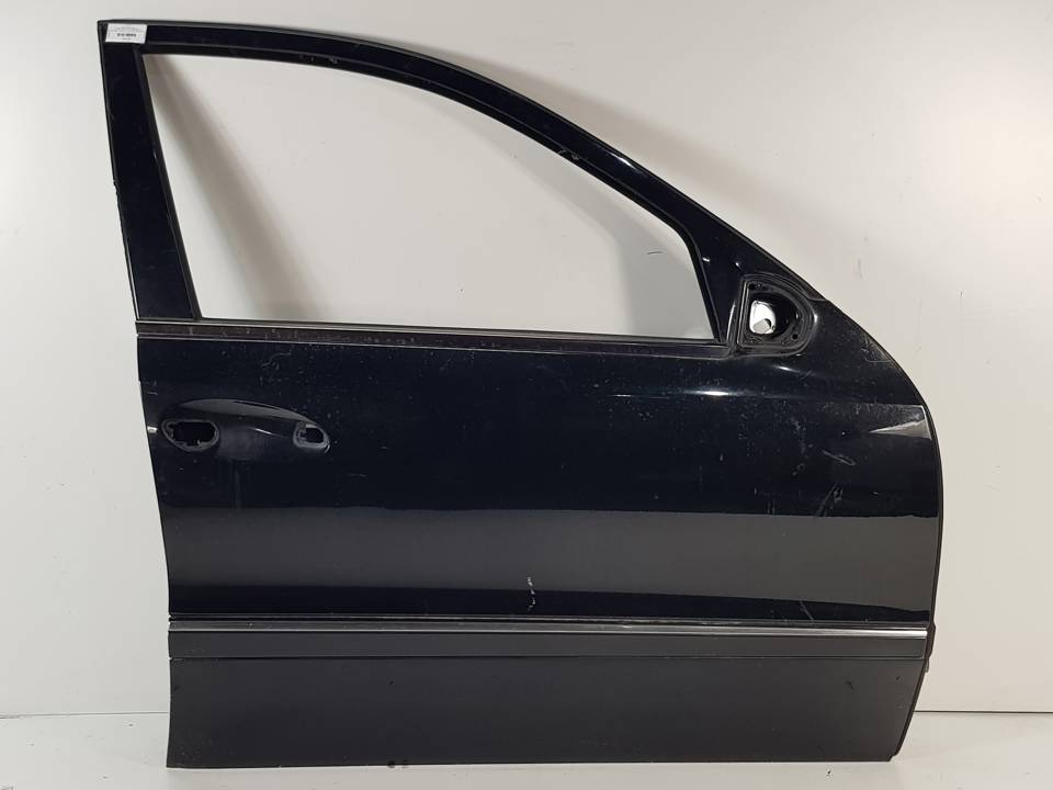 PUERTA DELANTERA DERECHA MERCEDES CLASE E (W211) FAMILIAR Autodesguaces Alicante