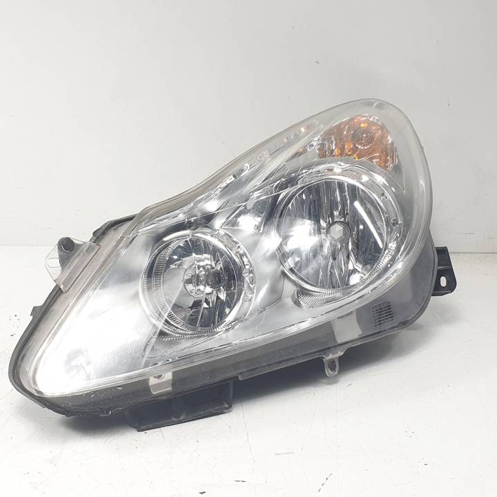 FARO IZQUIERDO OPEL CORSA D Autodesguaces Alicante