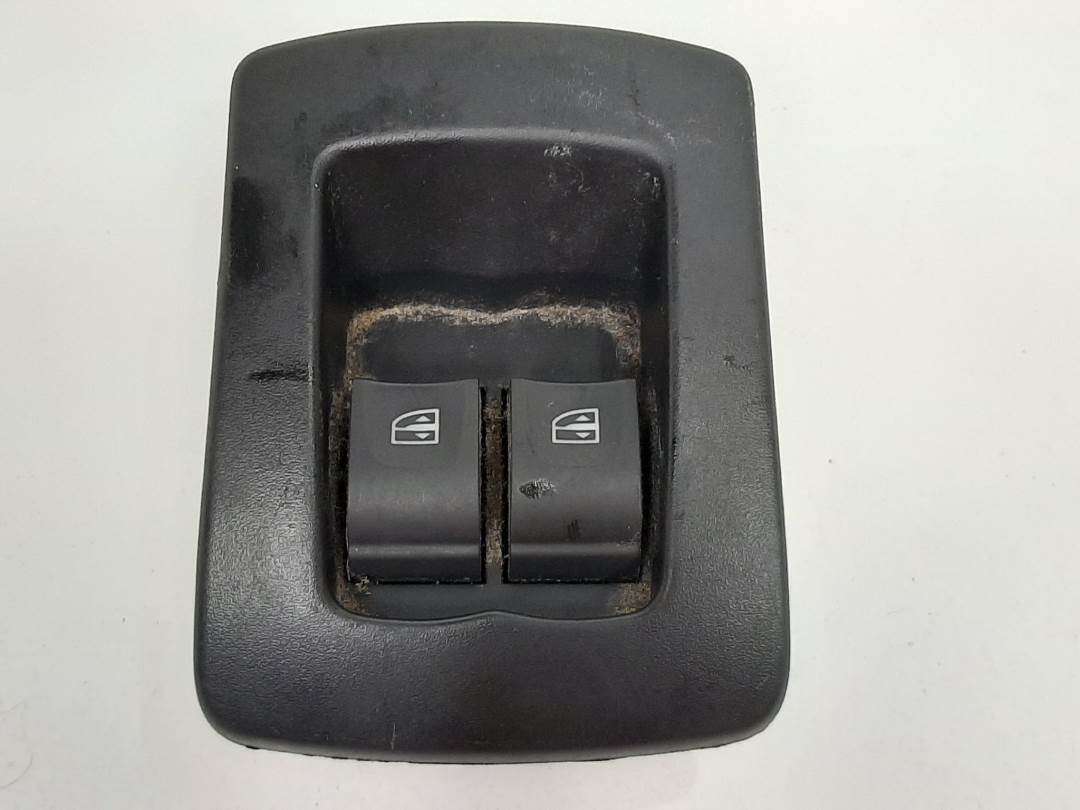 MANDO ELEVALUNAS DELANTERO IZQUIERDO - 254111342R - DACIA - LOGAN MCV II