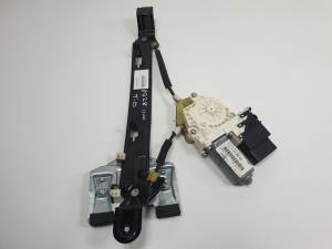 ELEVALUNAS TRASERO DERECHO 1K0959704G SEAT LEON (1P1) Autodesguaces Alicante