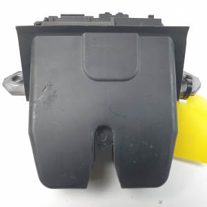 CERRADURA MALETERO / PORTON 8M51R442A66DA FORD FOCUS LIM. (CB8) Autodesguaces Alicante