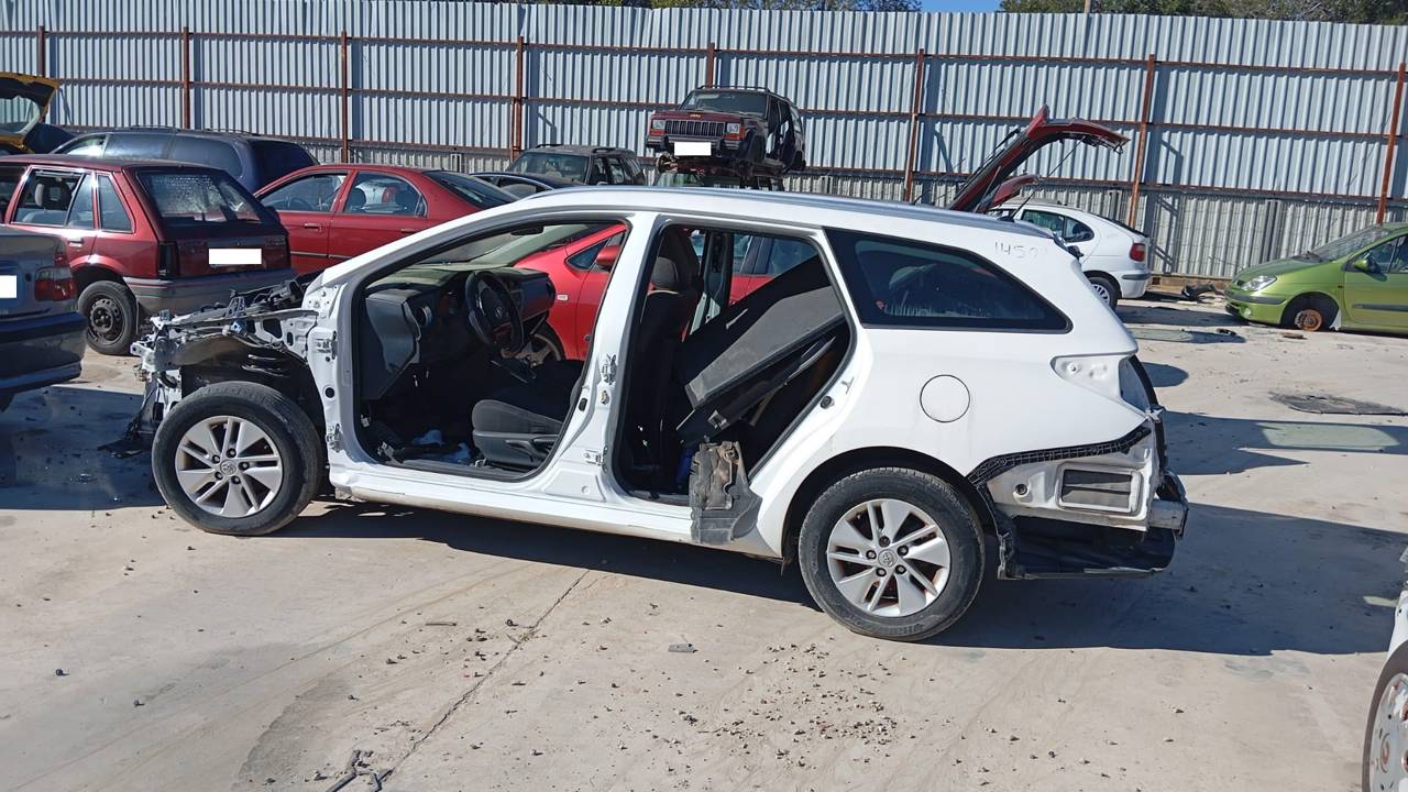 Imagen del vehículo TOYOTA AURIS TOURING SPORTS (E18)