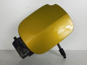 TAPA EXTERIOR COMBUSTIBLE 8200383466 RENAULT CLIO III Autodesguaces Alicante
