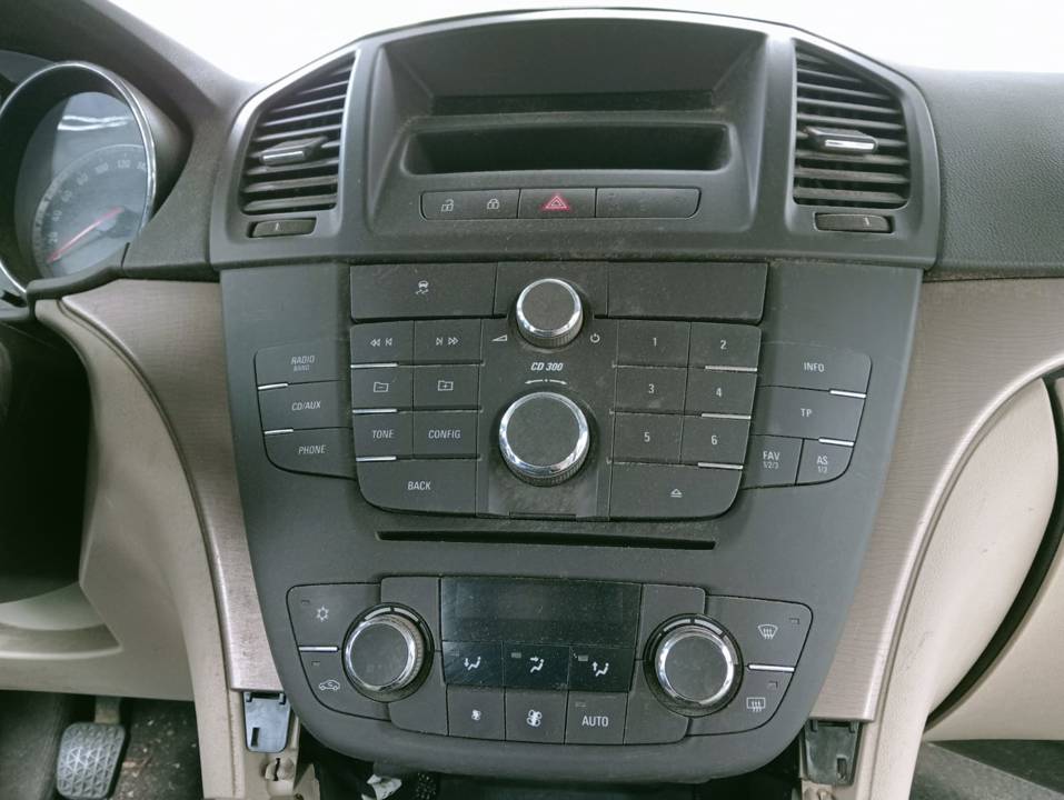 SISTEMA AUDIO / RADIO CD