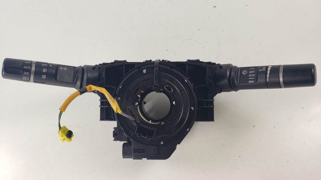 MANDO LUCES - GS1G661206D - MAZDA - 6 LIM. (GH)