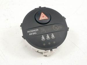 WARNING 839500D050A TOYOTA YARIS Autodesguaces Alicante
