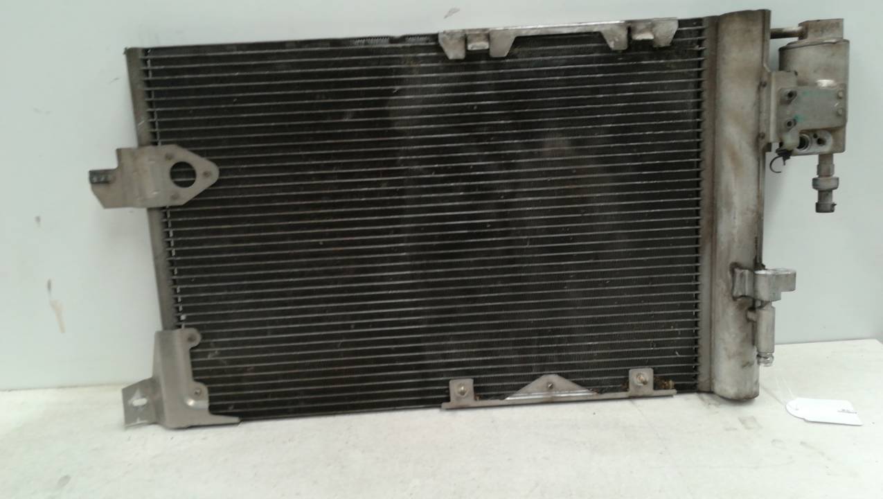 CONDENSADOR / RADIADOR AIRE ACONDICIONADO