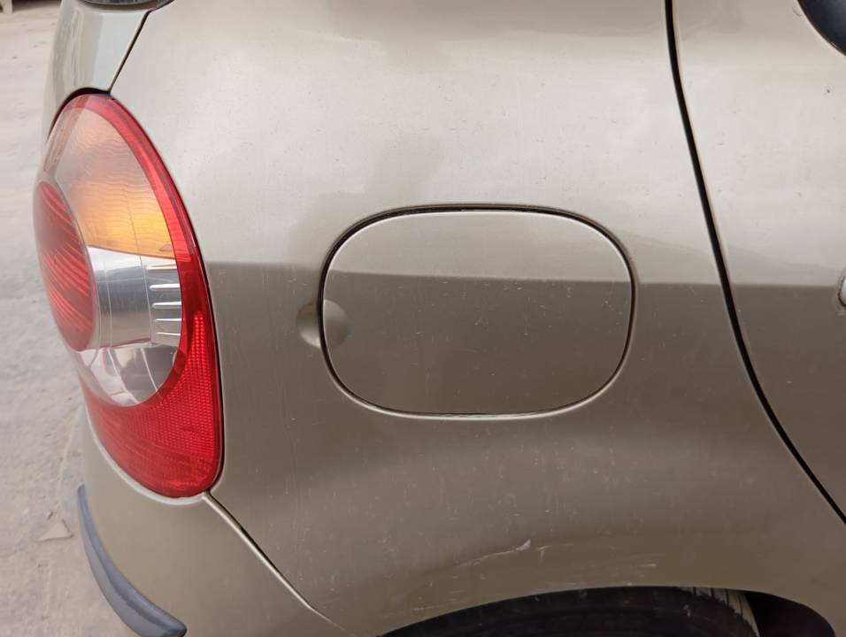 TAPA EXTERIOR COMBUSTIBLE
