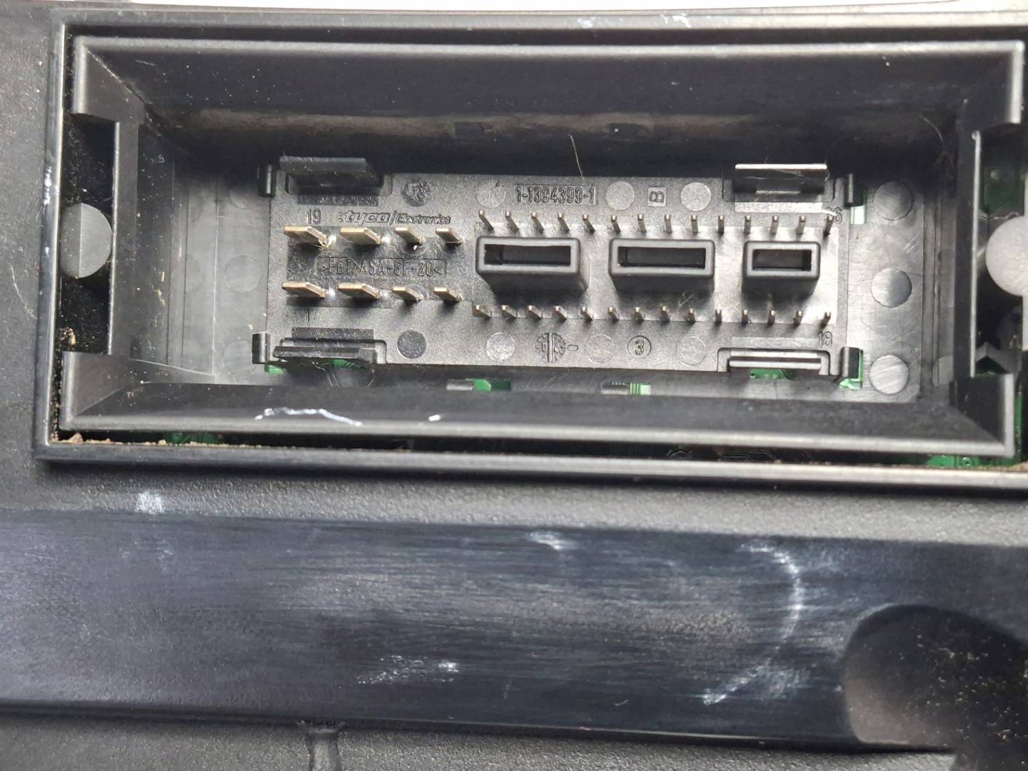 Foto 3 de Cuadro Instrumentos Volkswagen Golf V Variant (1k5) (2007–2010)