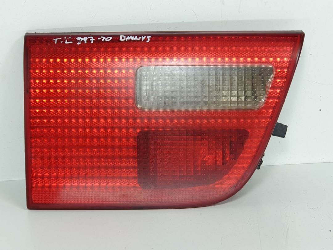 PILOTO TRASERO IZQUIERDO INTERIOR - 840901107 - BMW - X5 (E53)